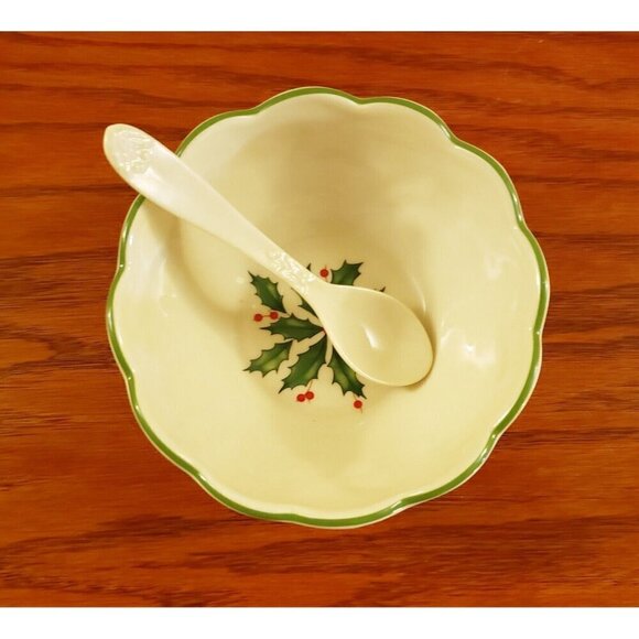 Lenox Dip Bowl Spoon Hosting the Holidays Embossed Christmas Vintage New - Picture 3 of 7
